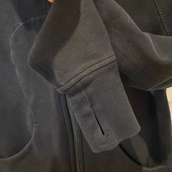 Lululemon Jacket - Picture 3 of 7